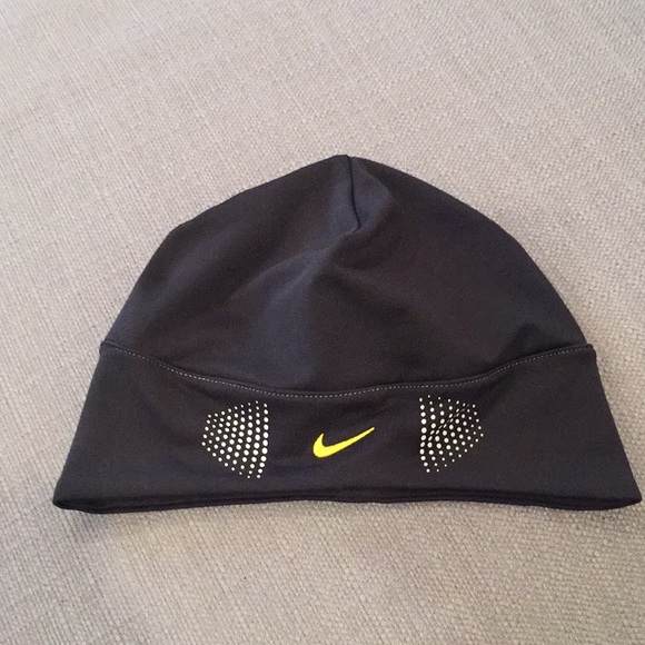 nike high ponytail hat